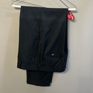 Black men’s Haggar dress pants